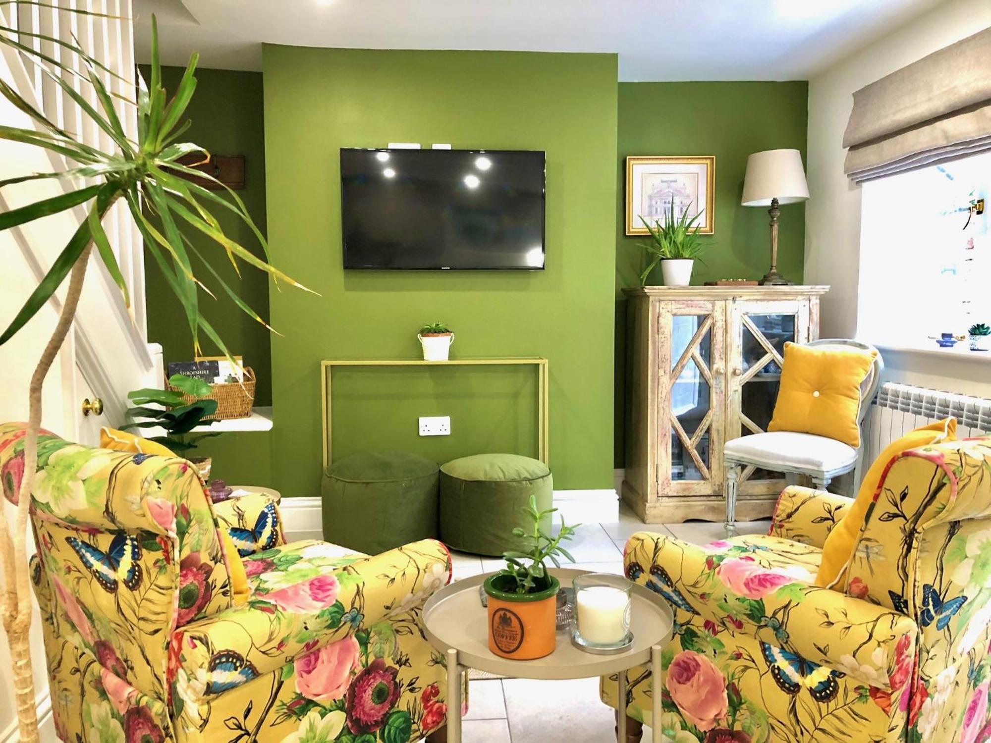 Flower Cottage By Ludlow Castle With Onsite Parking Экстерьер фото